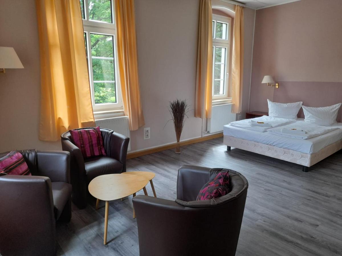 Hotel Am Kreischaer Park Dış mekan fotoğraf
